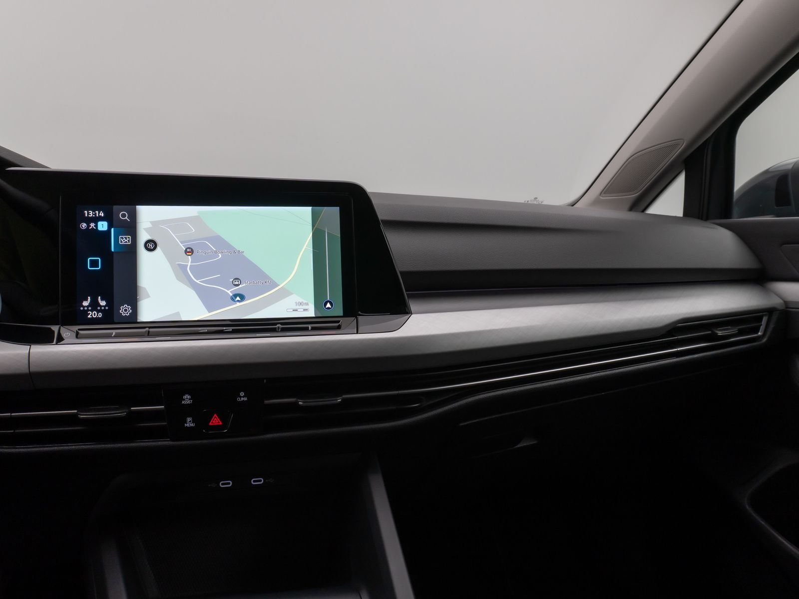 Fahrzeugabbildung Volkswagen Golf VIII Life 2.0 TDI SCR DSG HUD Kamera Lnkrhz