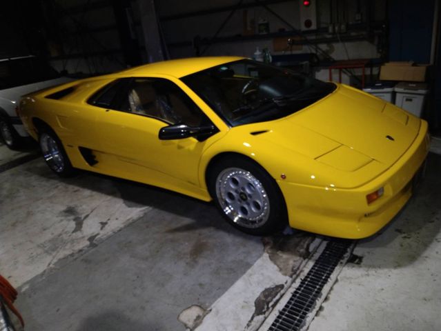 Lamborghini Diablo year 1991