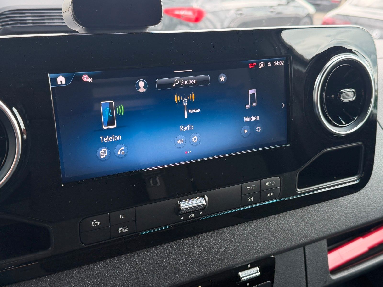 Fahrzeugabbildung Mercedes-Benz Sprinter 319 CDI 4x4 Klima AHK DISTRONIC