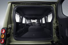 BAW BAW 212 4WD Leder LED GSD SHZ CAM Seilwinde STM+