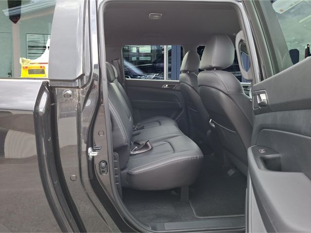 KGM Musso Grand Black 2.2 AT Navi°Leder° Sperrdiff°A