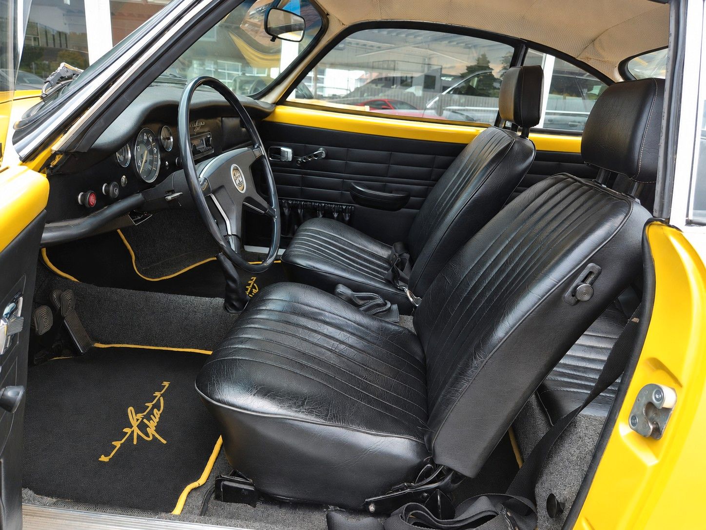 Fahrzeugabbildung Volkswagen Karmann Ghia/Wunderschöne Farbe+Zustand