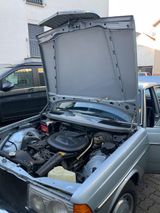 Mercedes-Benz 230 E Automatik, 2.Hand, MB-Scheckheft, rostfrei - Oldtimer: Mb