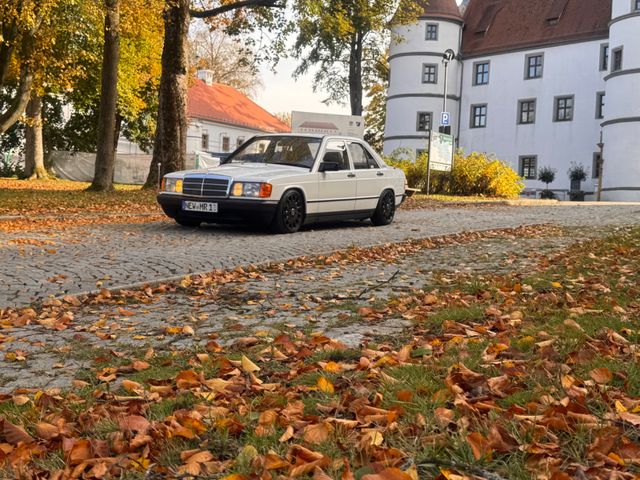 Mercedes-Benz W201 190. 80000KM KEIN ROST