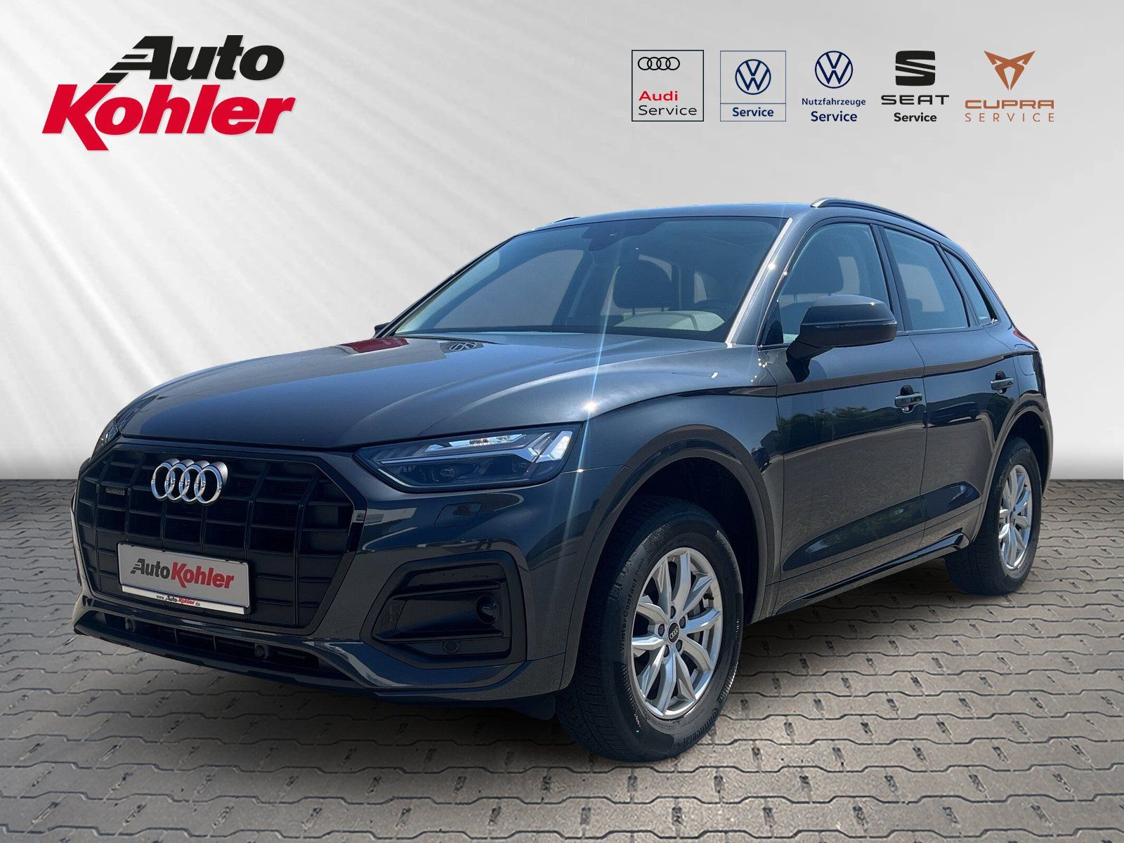 Audi Q5 quattro advanced *PDC PLUS*AHK*PANO*BLACKSTYL