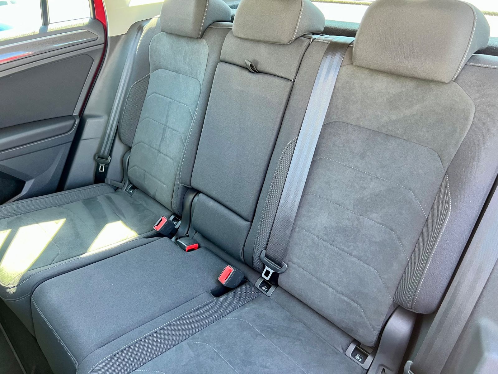 VW Tiguan 2.0 TDI Elegance 4Motion NAVI CAM SHZ