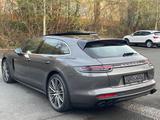 Porsche Panamera 4 E Sport Turismo PANO ACC CHRONO LÜFT  - Porsche Panamera 4s mit Hybrid-Antrieb (Benzin/Elektro)