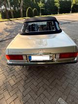 Mercedes-Benz  380 SL (107)  Cabriolet in Rauchsilber - Mercedes-Benz C107