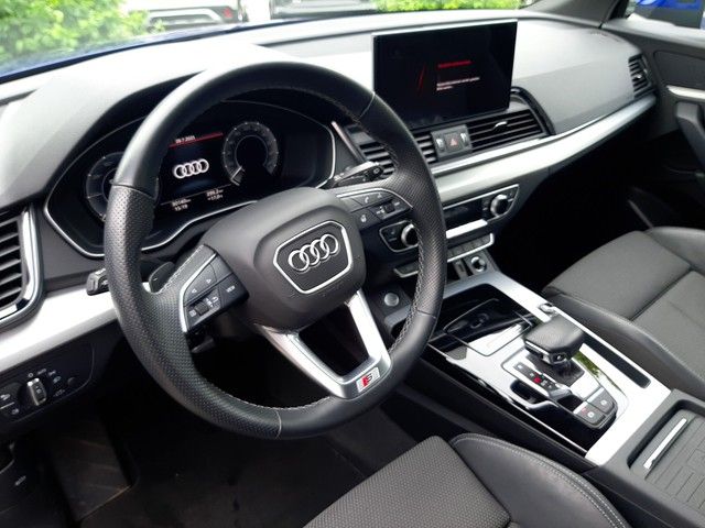 Fahrzeugabbildung Audi Q5 3x S-line 55TFSIe quattro Matrix AHK Navi