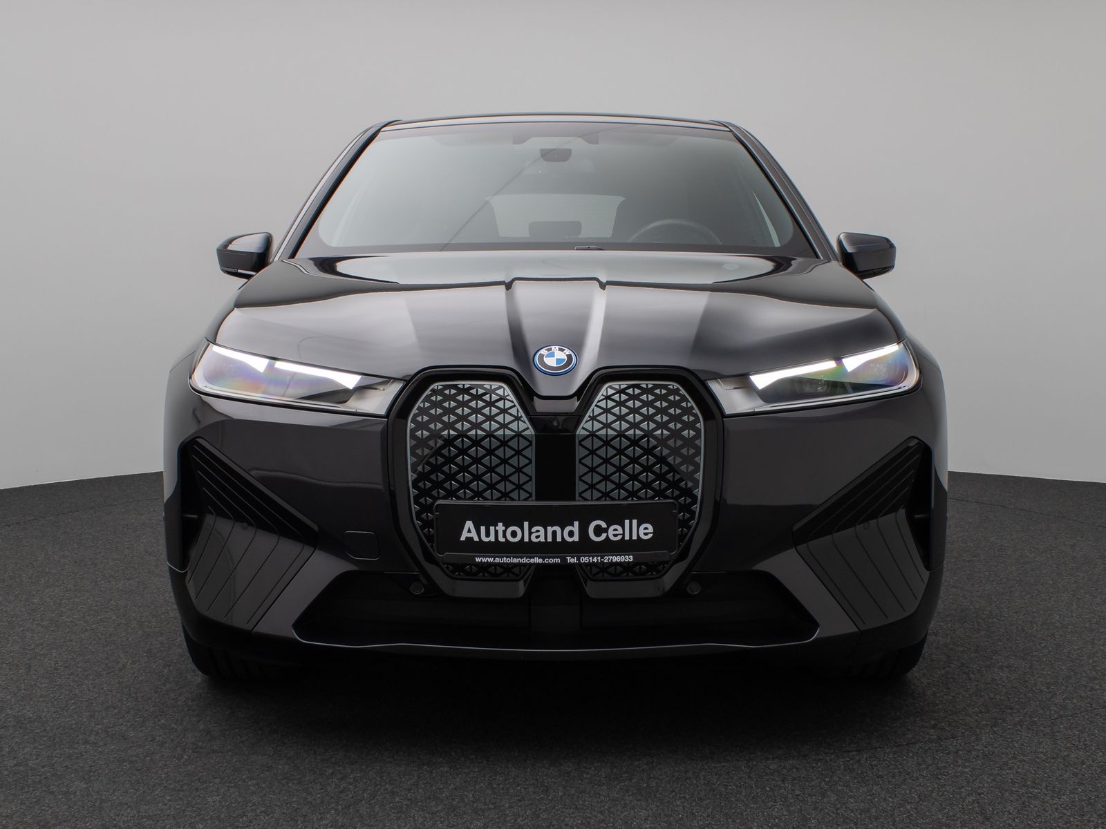 Fahrzeugabbildung BMW iX xD40 Sportpaket360°DAB H/K ACC AHK Komfort