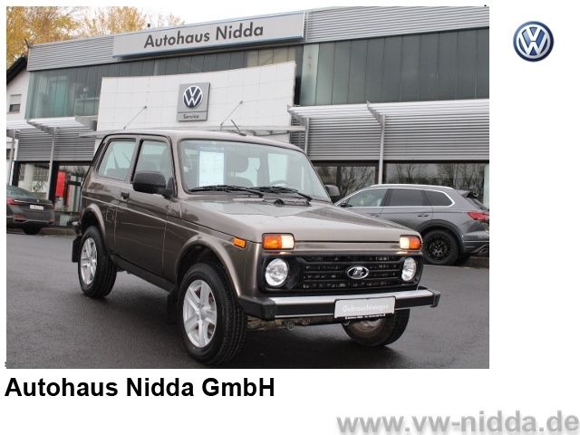 Lada Niva 1.7 LEGEND 4x4 -AHK-KLIMA-SITZHEIZ.- ALU