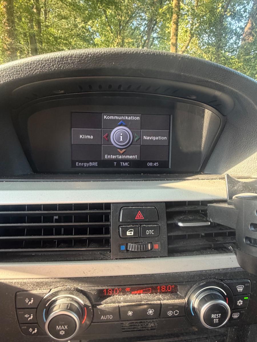 BMW 320 2008 — photo 10