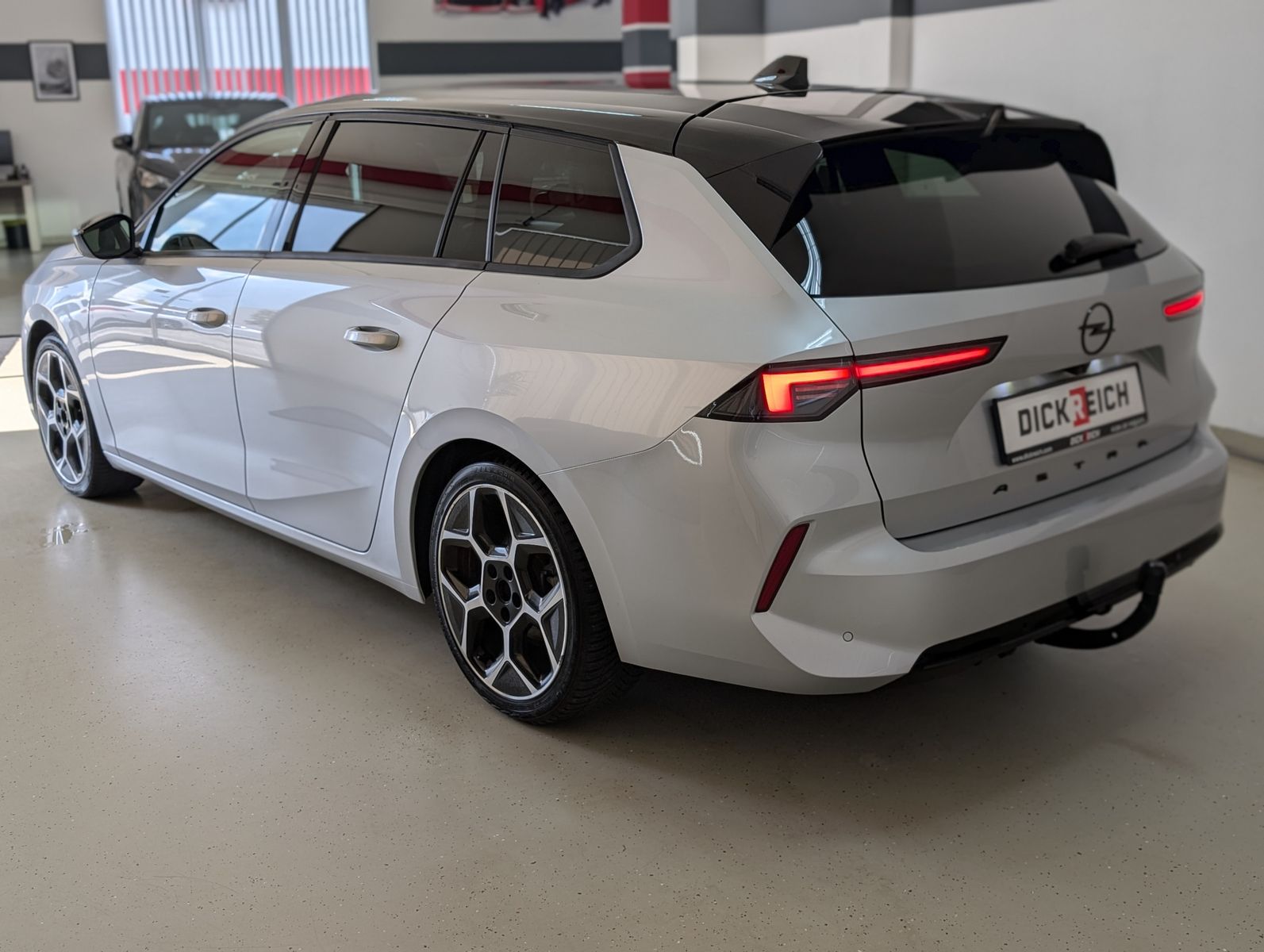 Fahrzeugabbildung Opel Astra Ultimate IntelliLux IDri AHK VOLL UVP:44T€