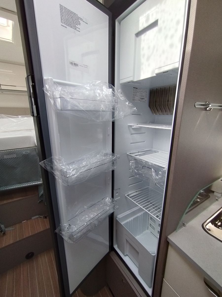 Fahrzeugabbildung Etrusco T 6900 SB Elek. Hubbett, Solaranlage 120W