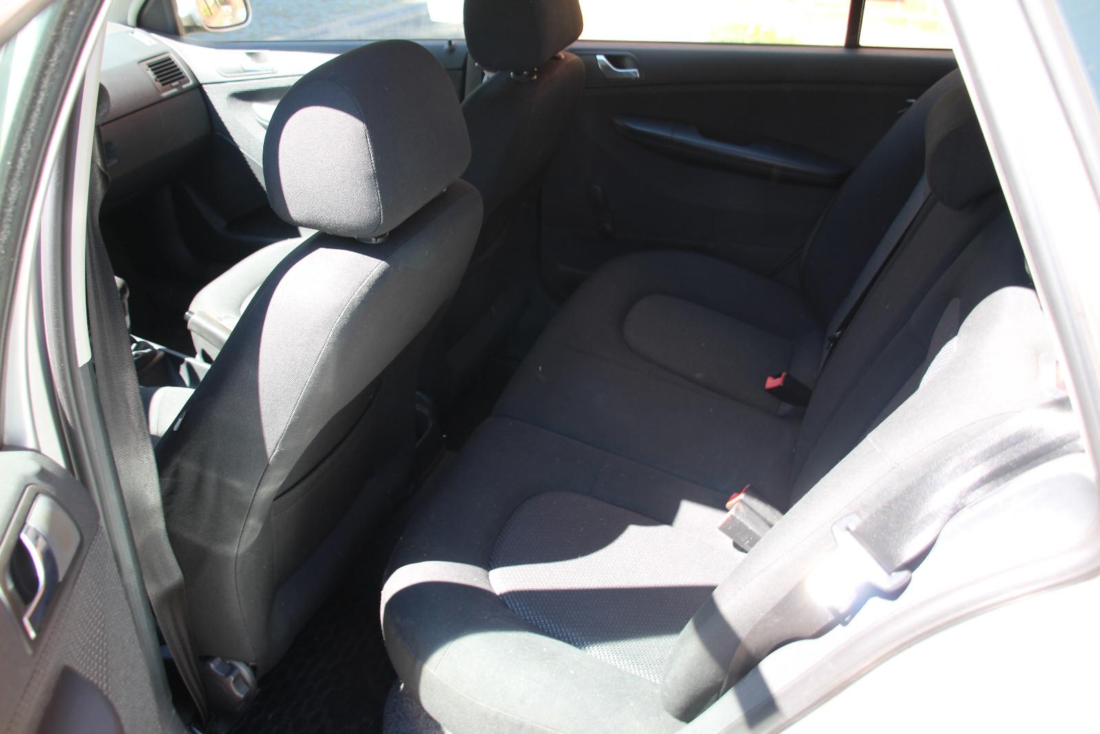 Skoda Fabia 2006 — photo 13