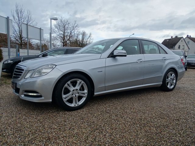 Mercedes-Benz E 220 CDI BlueEfficiency AVANTGARDE *Leder*Navi*