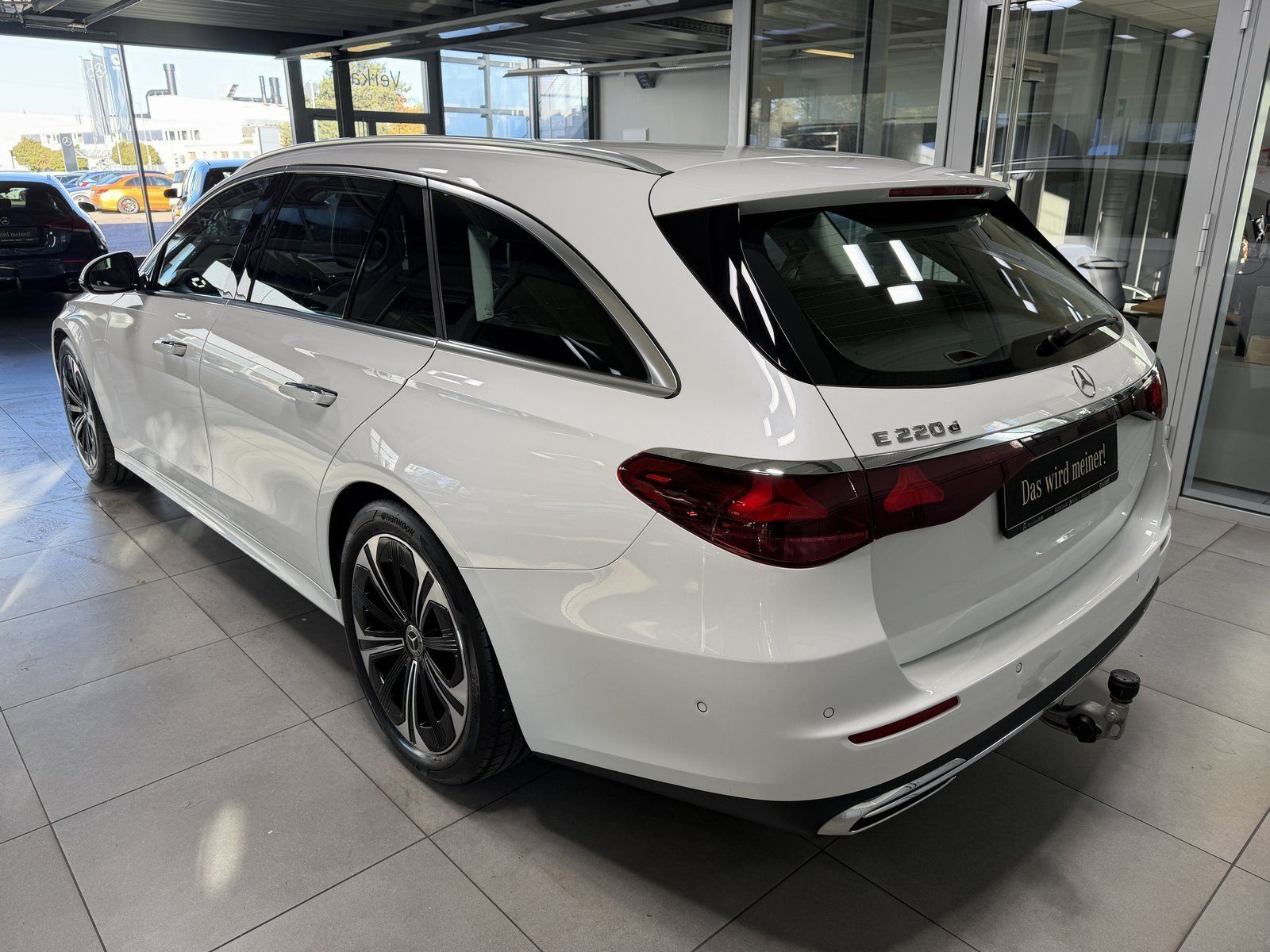 Mercedes-Benz E 220d T Avantg STANDH AHK MEMORY+DIG.LIGHT+360° imagem 3