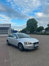 Volvo Verkaufe Volvo S40 2.4 - gebrauchte Volvo S40 aus dem Jahr 2004