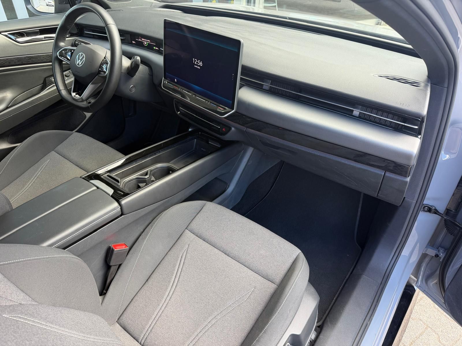 Fahrzeugabbildung Volkswagen ID.7 Pro >IQ.LIGHT+HEAD+MATRIX+NAVI+SHZ+ACC+360+