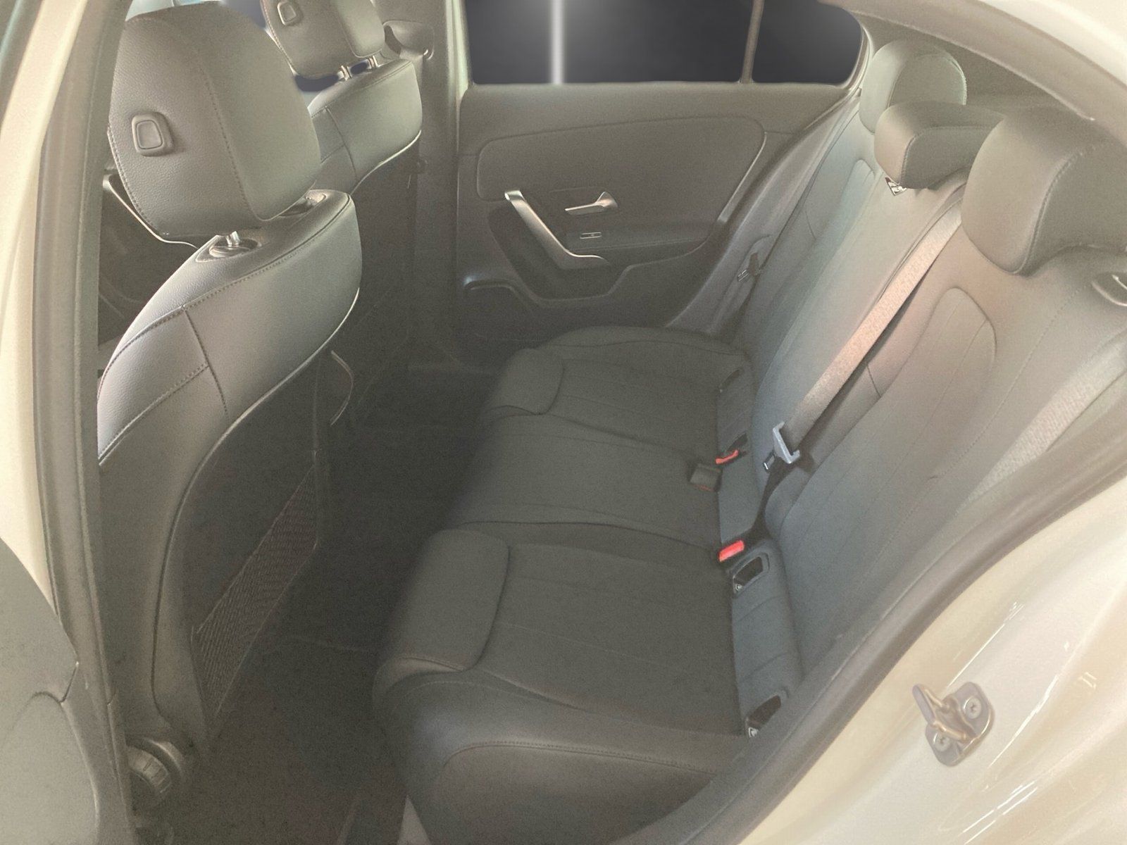 Fahrzeugabbildung Mercedes-Benz A 200 d Progressive*MBUX*Kamera*LED*CarPlay*Spur