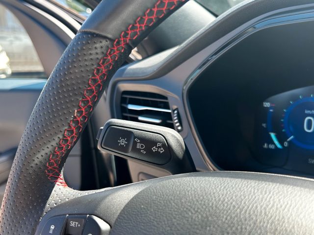Kuga Plug-In Hybrid ST-Line X*PANO*B&O*ACC*