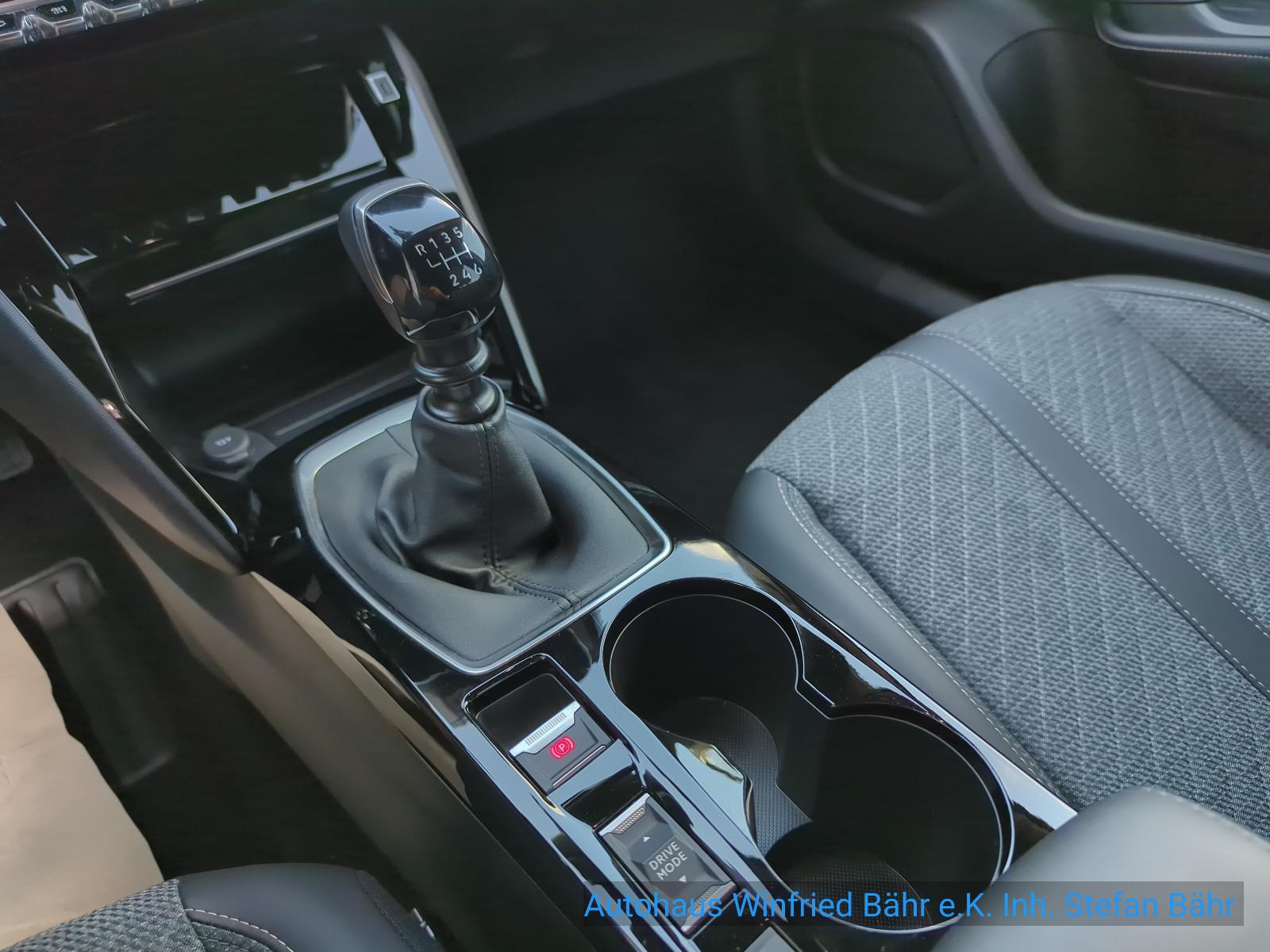 Peugeot 2008 Allure / NAVI / SITZHEIZUNG /KAMERA