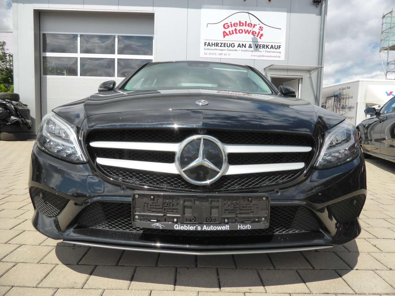 Mercedes-Benz C 180 C 180 CGI/LED/Navi/Keyless Go/1Hand/Mwst /