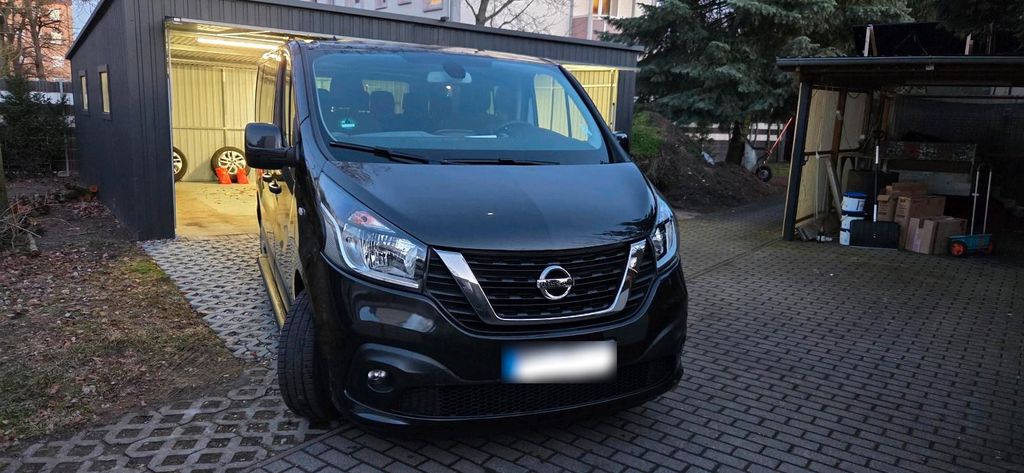 Image of Nissan NV200