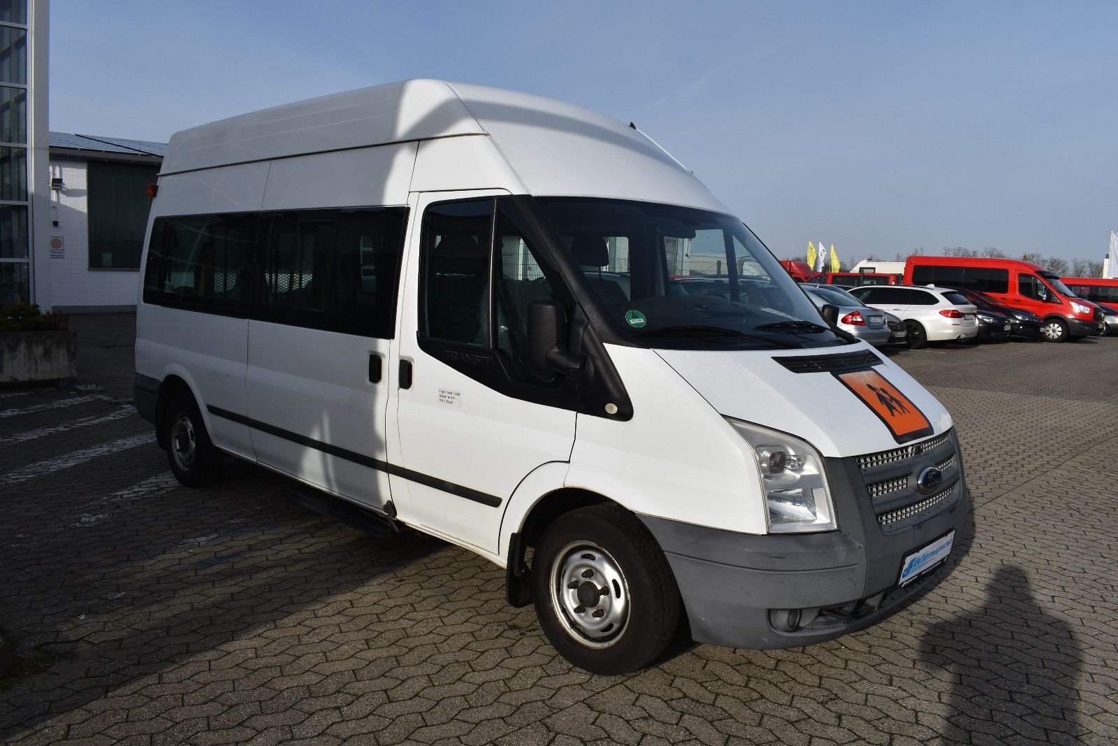 Fahrzeugabbildung Ford Transit Kombi FT 300 L Behindertengerecht *2260