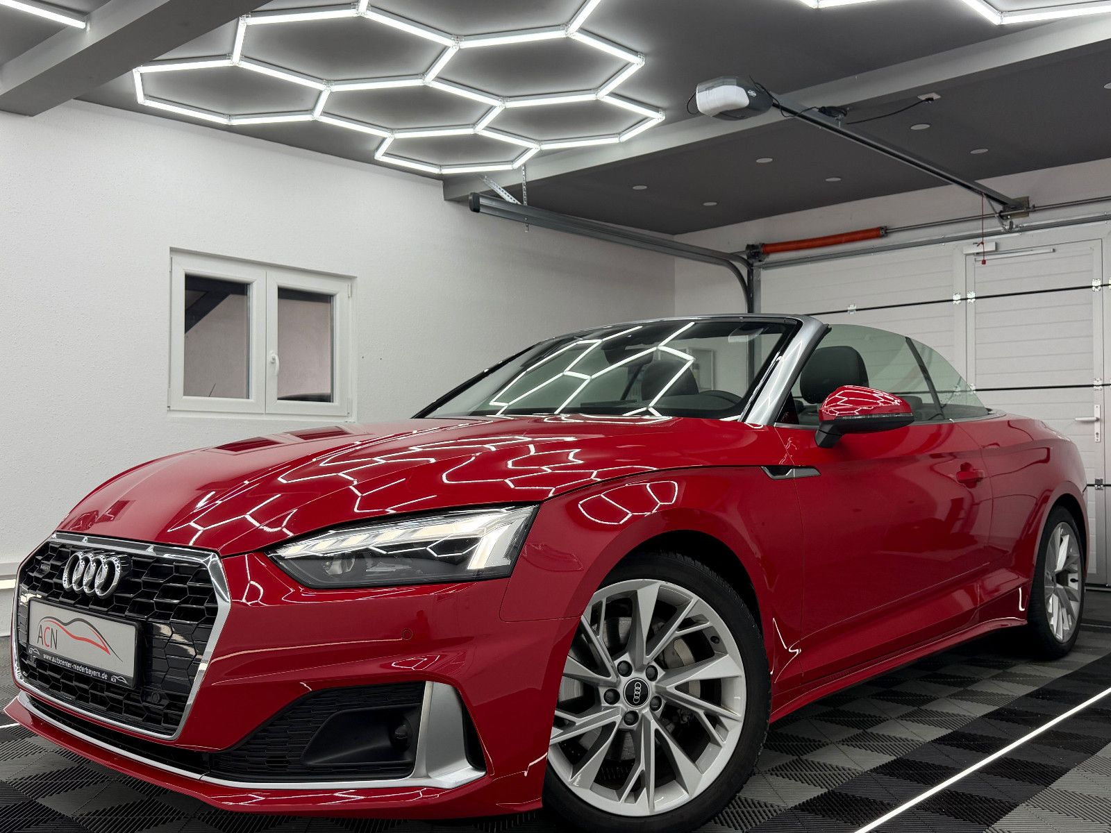 Fahrzeugabbildung Audi A5 Cabriolet 40 TFSI Quattro/AHK/MATRIX/VRTL PIT