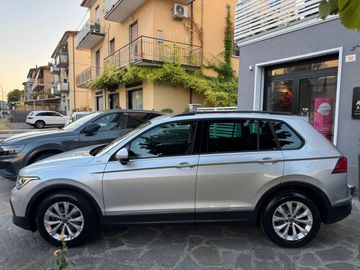 Volkswagen Tiguan - 7
