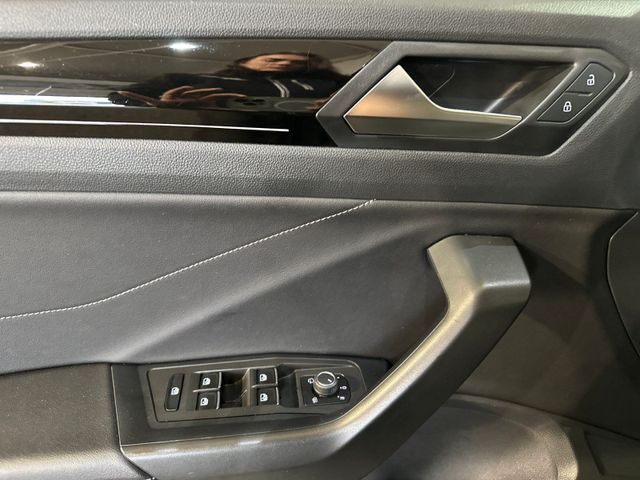 T-Roc 2.0 TDI R-LINE LED+AHK+NAVI+KAMERA+ACC+APP