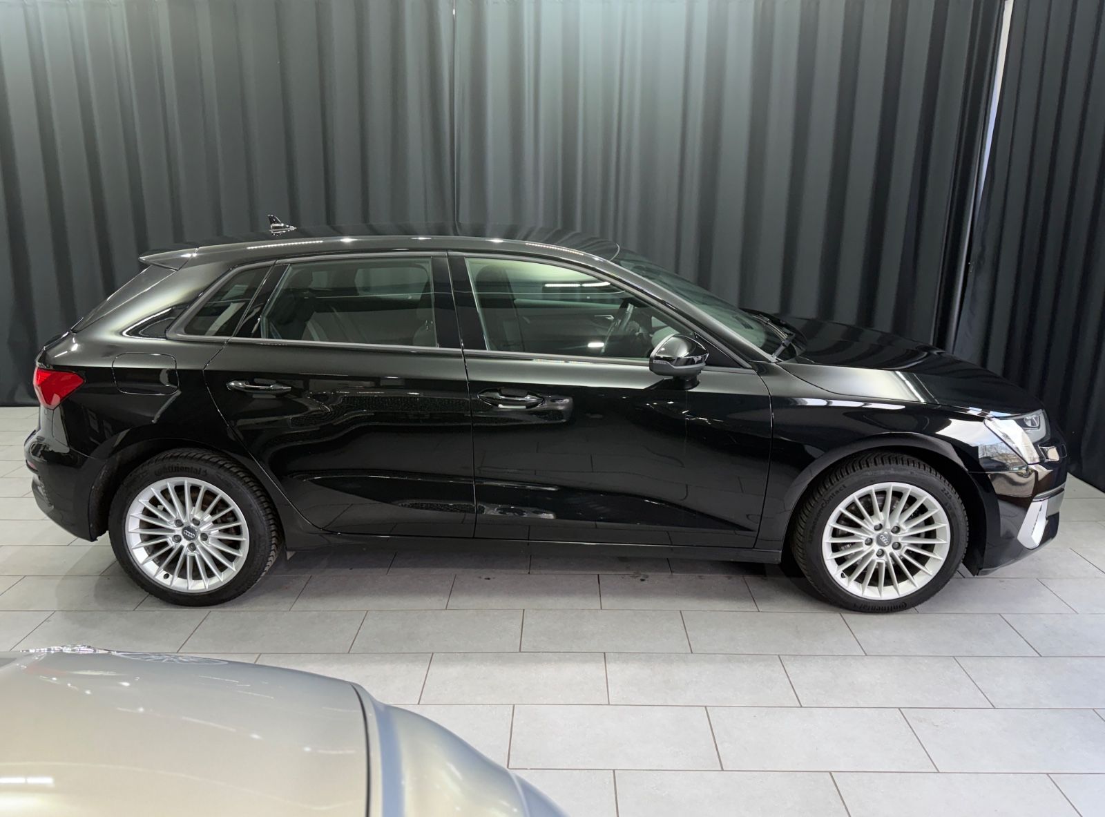 Fahrzeugabbildung Audi Audi A3 35 TDI Sportback advanced|AUTOMATIK|NAVI