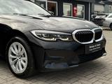 BMW 320 d Touring,Virtual,Navi-Pro,Winter, - BMW 320 mit Diesel-Antrieb: Kombi, 320d