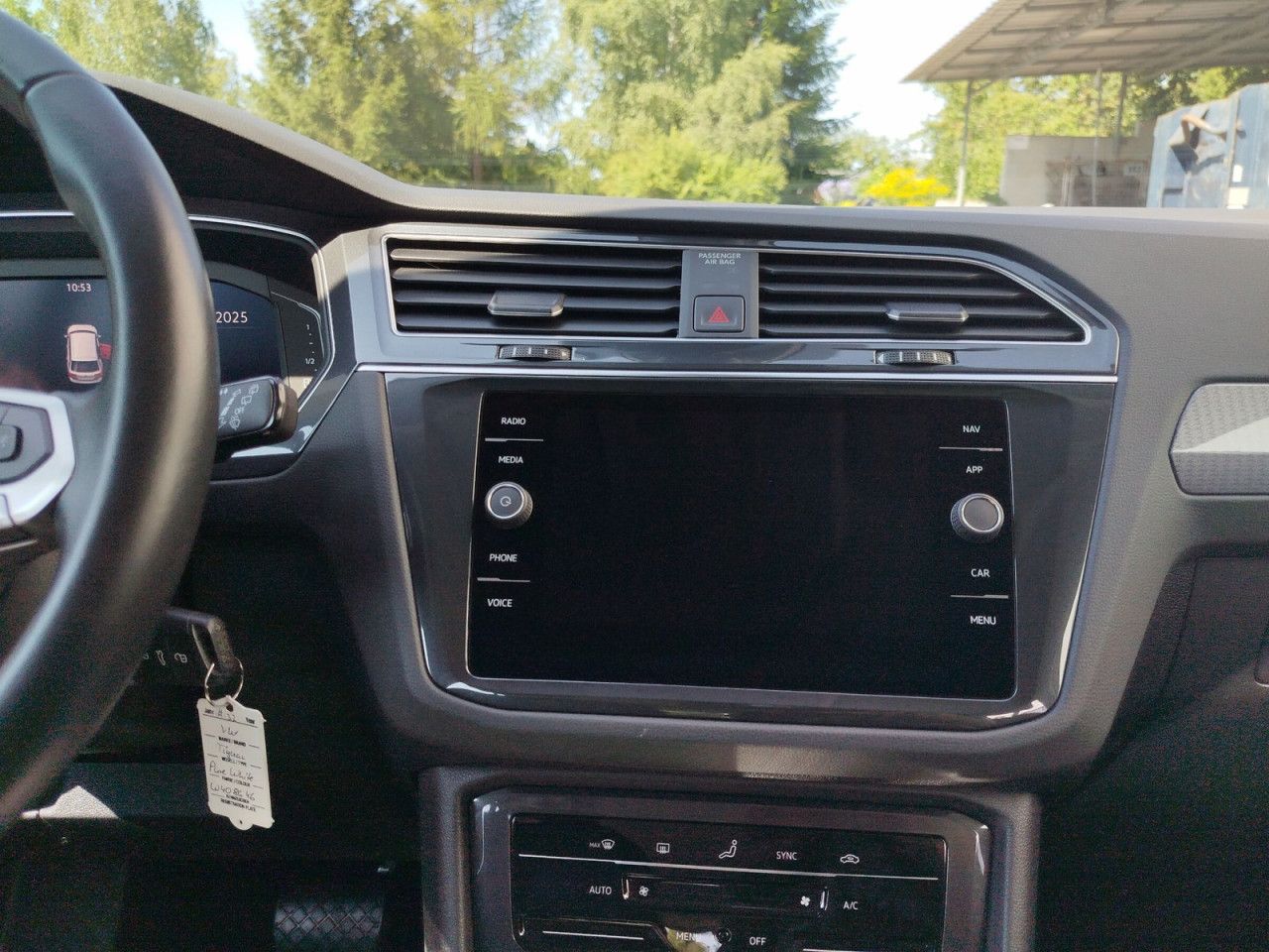 Fahrzeugabbildung Volkswagen Tiguan Life 1.4 eHybrid OPF 110 kW 6-Gang-DSG