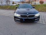 BMW 540d xDrive Touring Schwarz Himmel  - BMW 540 in München