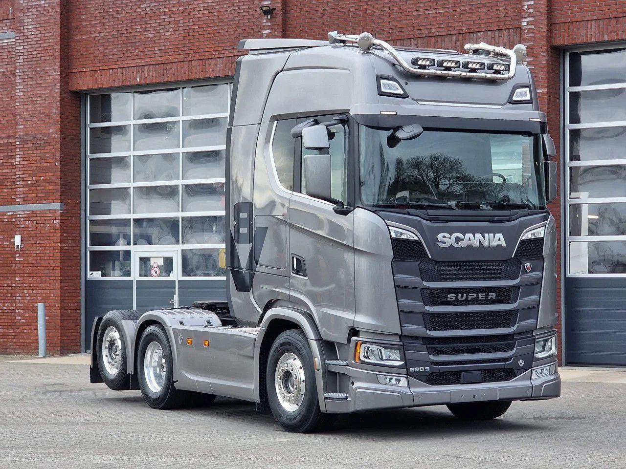 Scania 660S V8 NGS Highline 6x2 - Retarder - Full air -