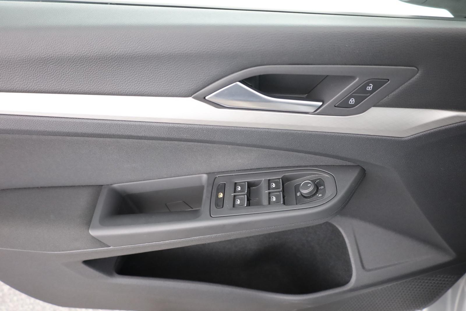 Volkswagen Golf VIII Variant Life eTSI DSG LED Navi ACC DAB, миниатюра 24