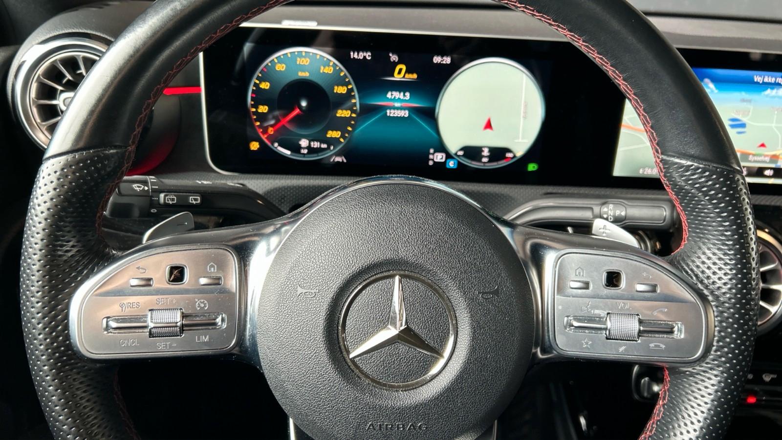 Mercedes-Benz A-Class AMG Leder Navi Multibeam LED SHZ RFK SHZ, миниатюра 10