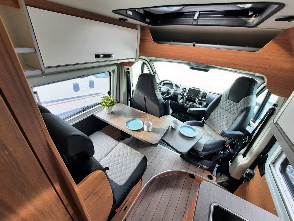 Fahrzeug Übersicht 10 Fahrzeugabbildung Weinsberg CaraBus EDITION FIRE 600 MQ Verfüg./Sparen Sie 1