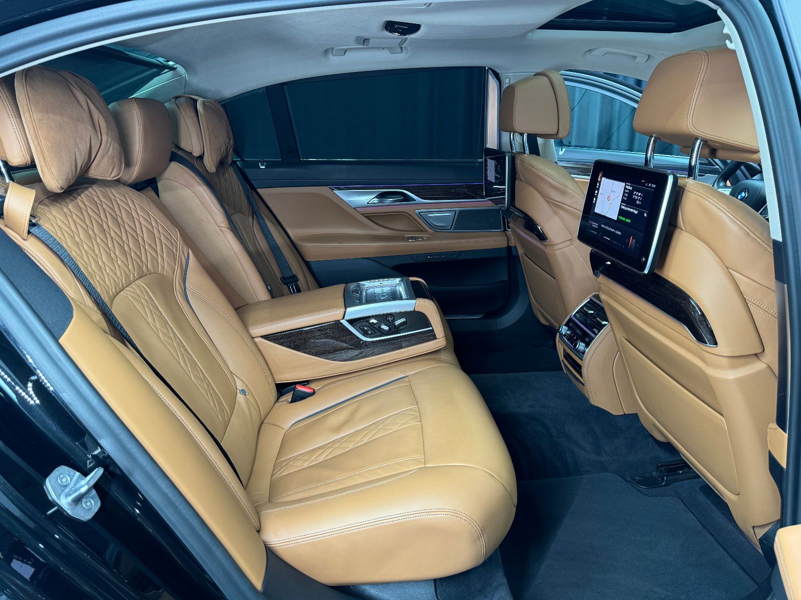 Fahrzeugabbildung BMW 730 Ld|TV|MASSAGE|LASER|SOFT-CLOSE|LANG|HARMAN|