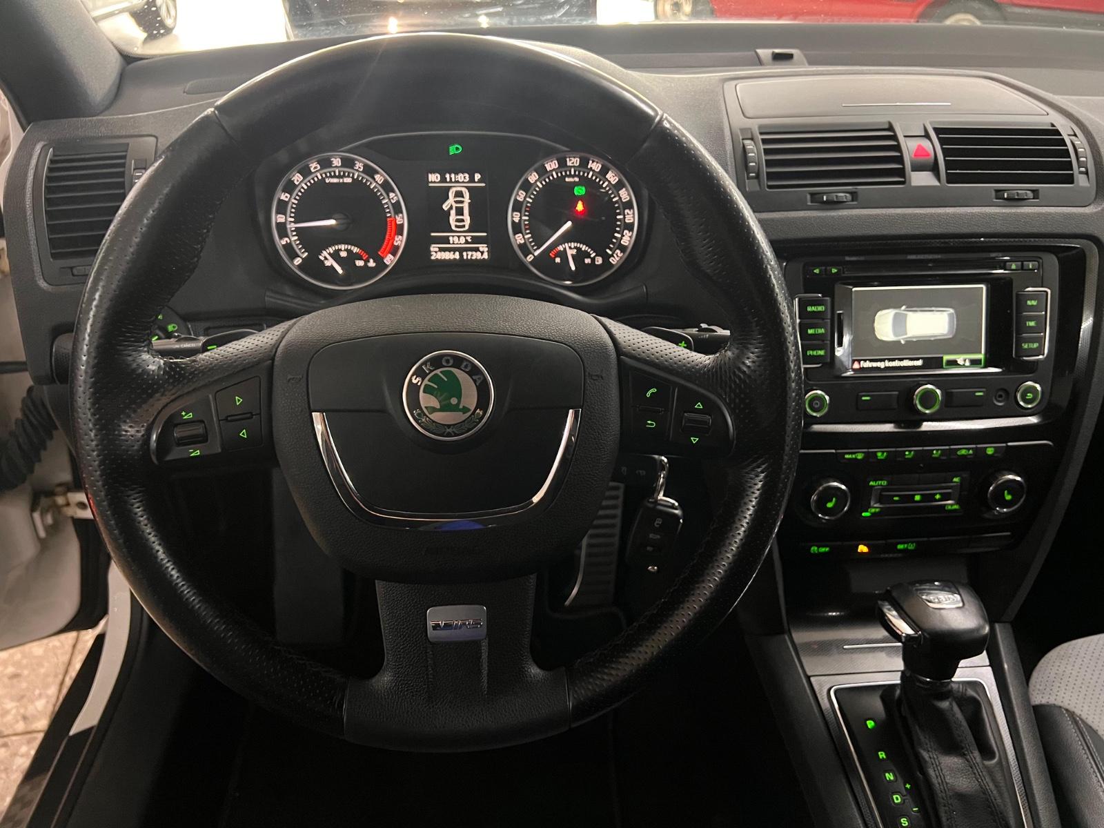 Skoda Octavia 2012 — photo 15