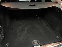 MERCEDES-BENZ E 350d / 4x4 / 1.HAND/ PANO / GARANTIE / LED / MERCEDES-BENZ E 350d / 4x4 / 1.HAND/ PANO / GARANTIE / LED /