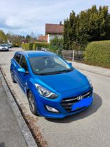 Hyundai i30 blue 1.6 CRDi 100kW Style DCT Comfort - Hyundai i30: Crdi Style