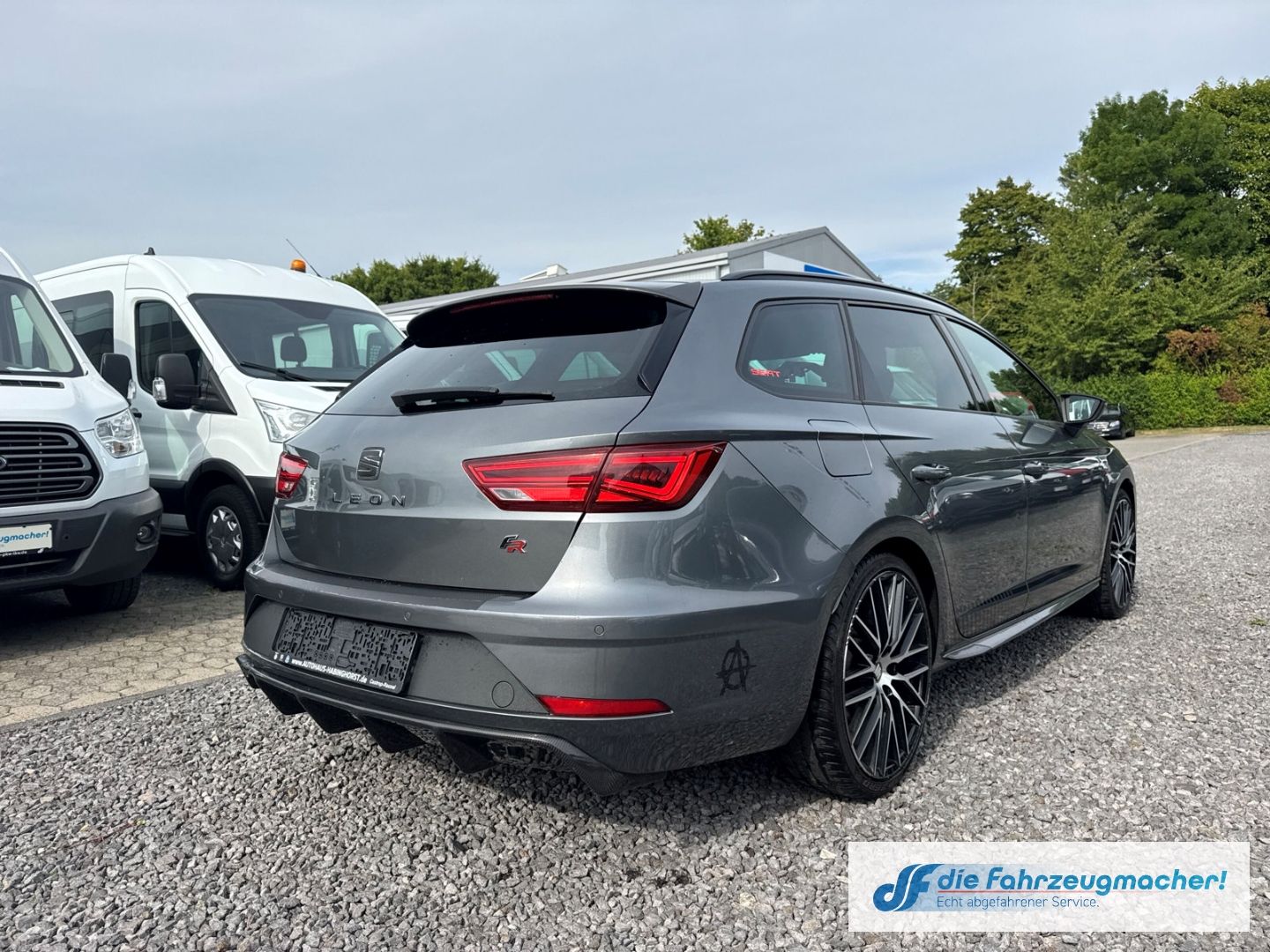 Fahrzeugabbildung SEAT Leon ST FR 2.0 TDI Sportpaket Navi  Soundsystem