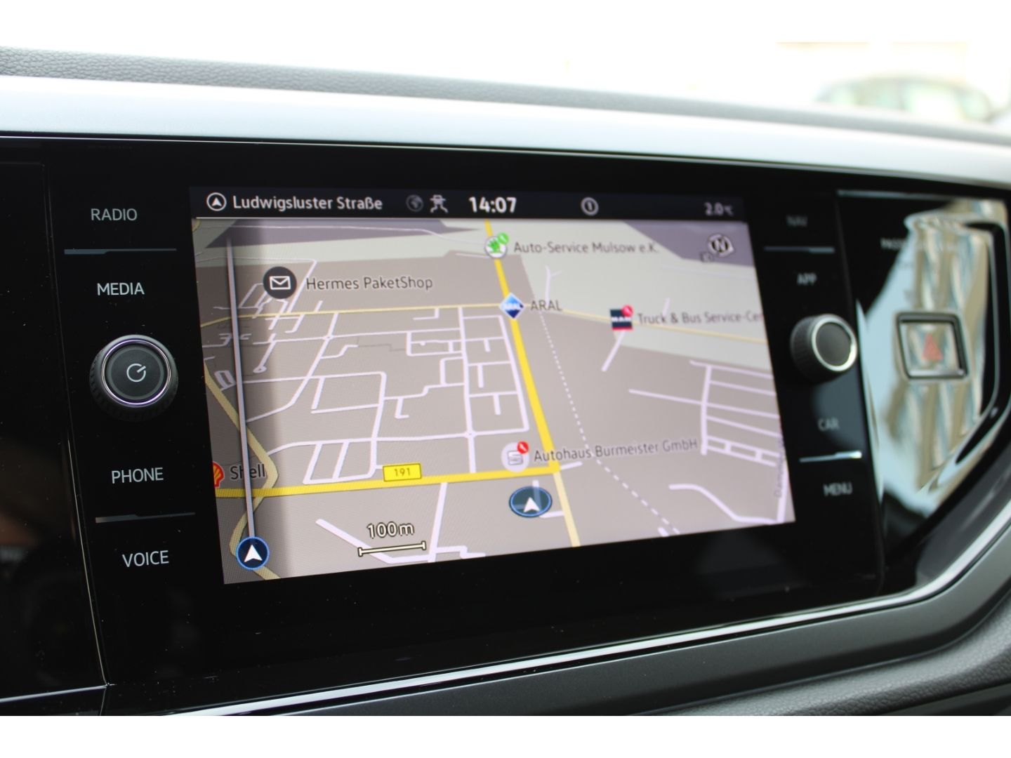 Fahrzeugabbildung Volkswagen Taigo 1.0 TSI R-Line LED ACCSHZ OPF Sportpaket N