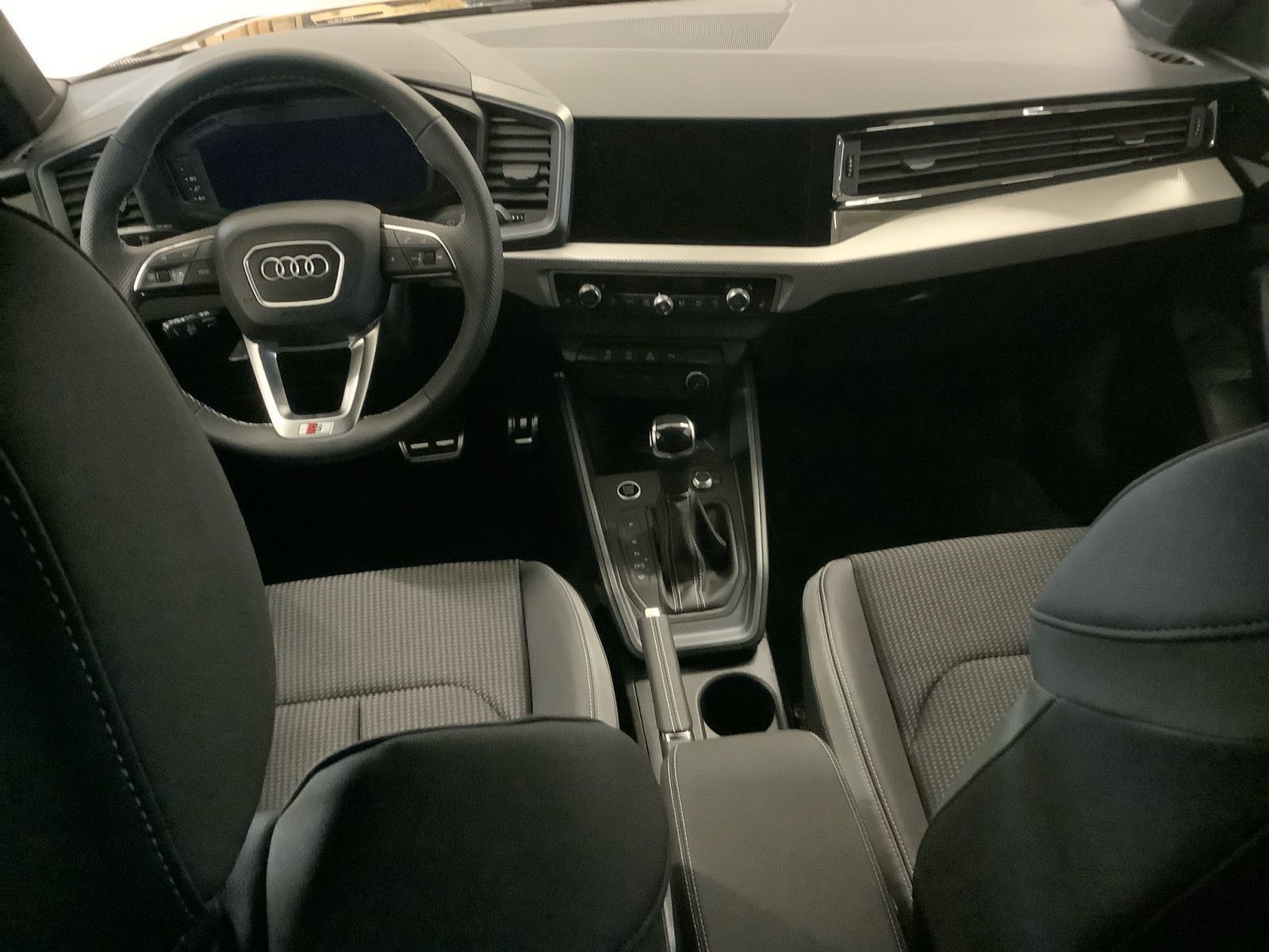 A1 Sportback S line 35 TFSI S tronic,Navi Plus,P