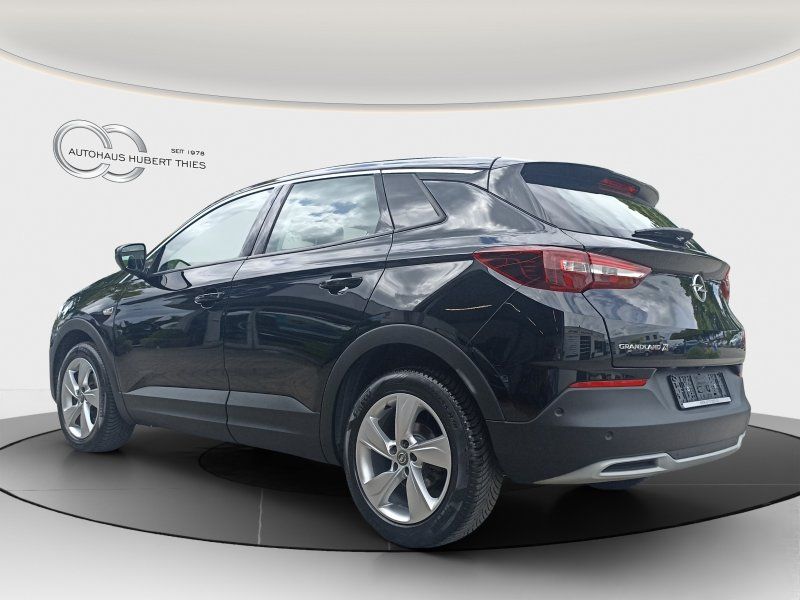 Fahrzeugabbildung Opel Grandland X 1.2 Turbo Innovation Aut.