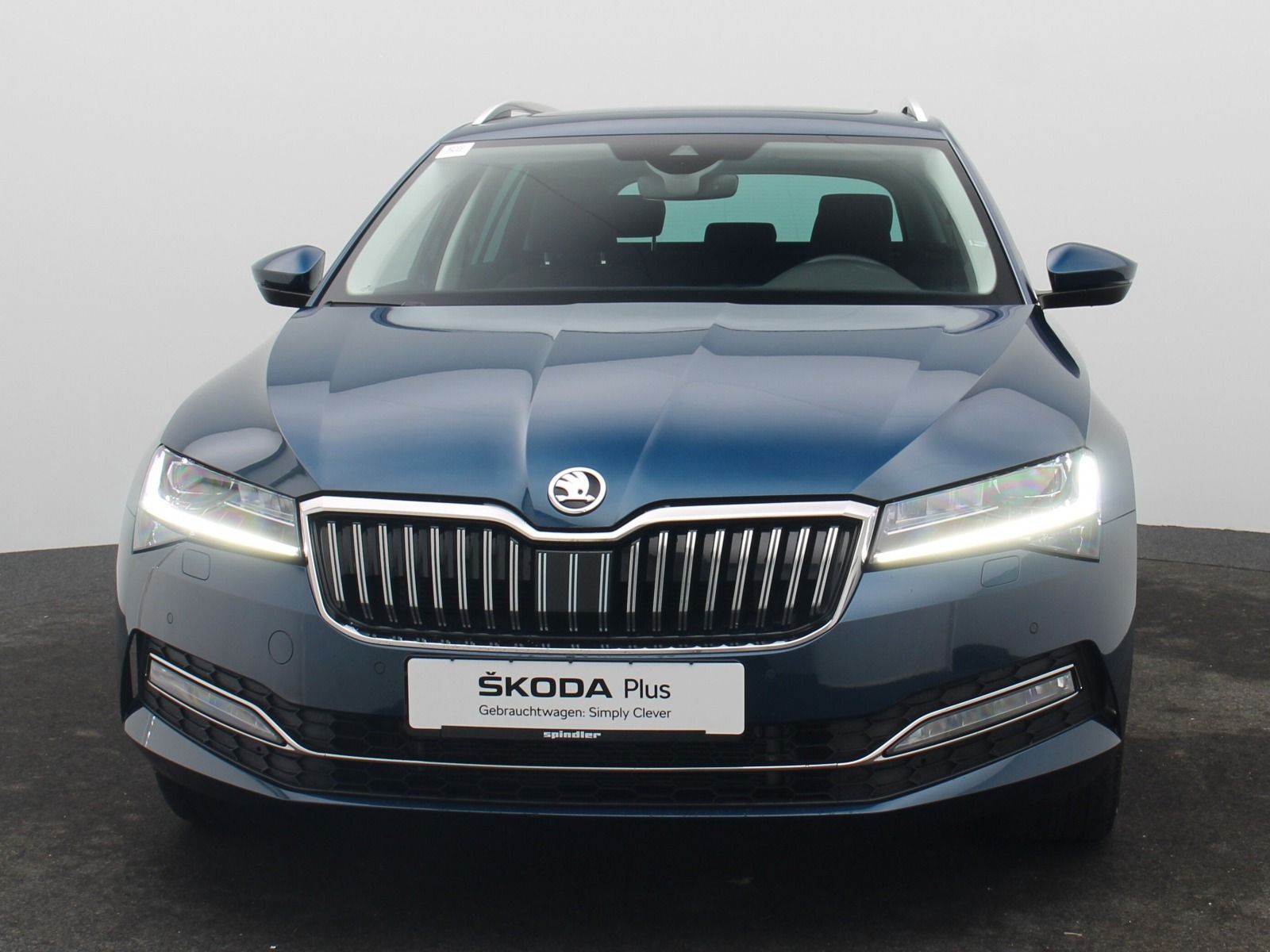 Skoda Superb - Bild 3