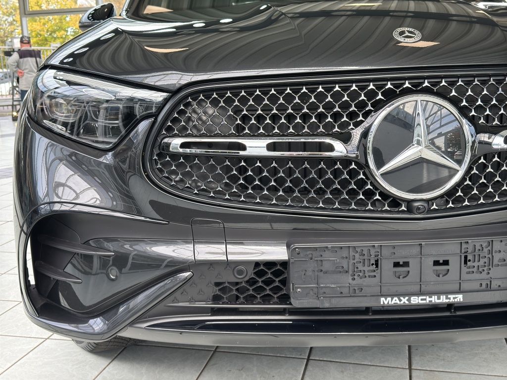 Fahrzeugabbildung Mercedes-Benz GLC 220 d 4MATIC Navi*Fernlichtass.*KeyLess*LED